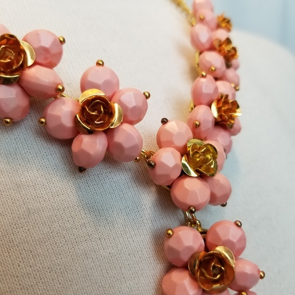 Necklace - Picture 2 of 3